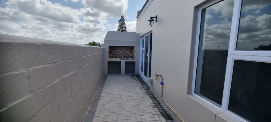 2 Bedroom Property for Sale in Langebaan Western Cape